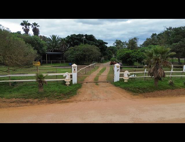 1.10HA SMALLHOLDING FOR SALE IN MORNING STAR